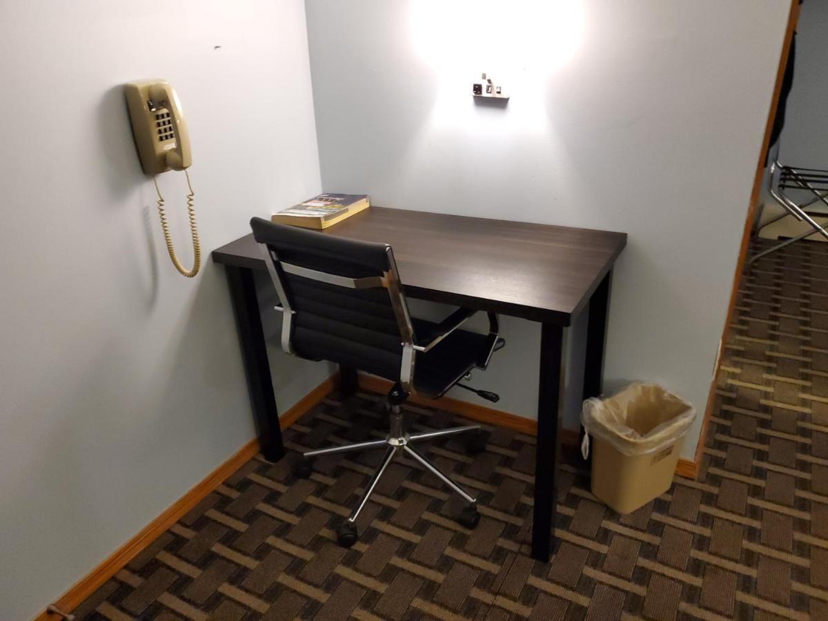Budget Host Inn 프리드레이 외부 사진